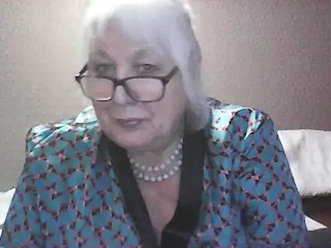 Alexia64231 online show from 09-19-25, 02:51