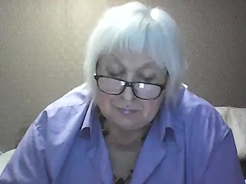 Alexia64231 online show from 09-20-25, 03:13