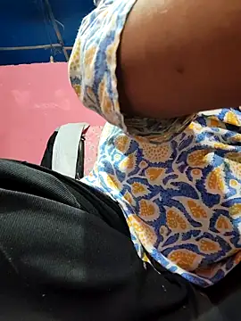 Bhabi-Hot0 online show from 11-26-25, 01:17