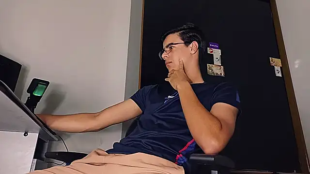 ThbxToyou online show from 10-26-25, 10:04