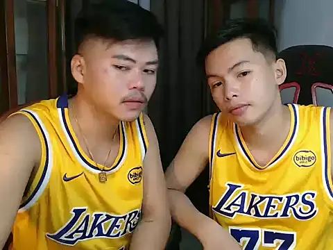 hot emman online show from 09-26-25, 12:47