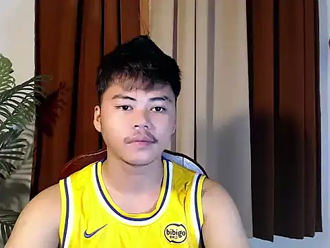hot emman online show from 05-30-26, 04:09
