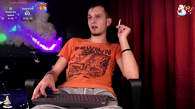 AxelMassimo online show from 12-15-25, 06:34