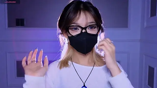      Panda      online show from 06-07-26, 08:34
