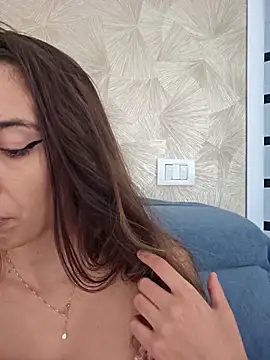 Snapshot of Virgin_Pussy_Horny chatting on 10-21-25, 08:04 Virgin Pussy Horny online show from 10-21-25, 08:04