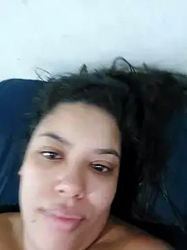 Snapshot of biancaalvess chatting on 05-07-26, 09:25 biancaalvess online show from 05-07-26, 09:25