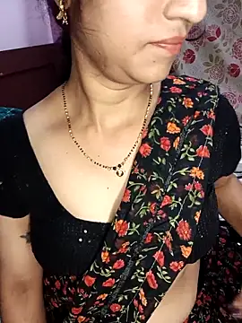 Snapshot of Mysore_Mallika chatting on 09-19-25, 04:40 Mysore Mallika online show from 09-19-25, 04:40