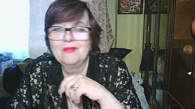 VeronicaGold511 online show from 02-27-26, 06:02