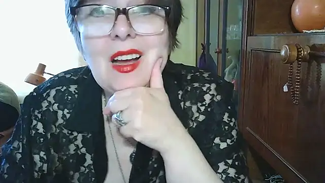VeronicaGold511 online show from 05-26-26, 06:53