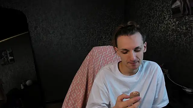 Anjela Botton online show from 03-07-26, 06:38