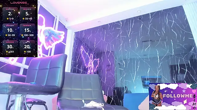 Nini Beyker online show from 04-25-26, 01:03