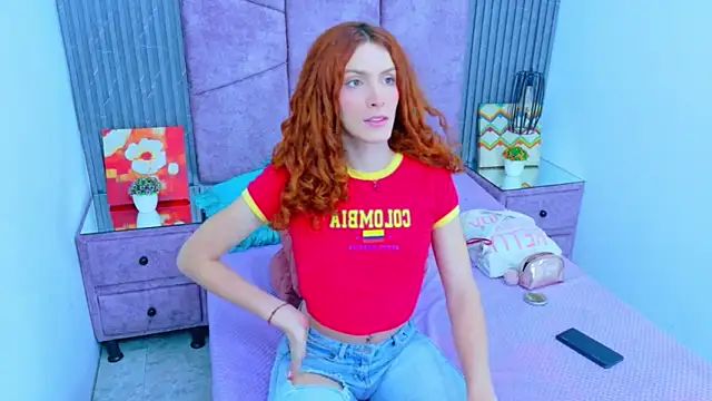 Emma Lodge online show from 11-10-25, 07:24