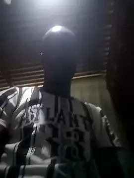 Snapshot of lovelydick50 chatting on 10-29-25, 04:48 lovelydick50 online show from 10-29-25, 04:48