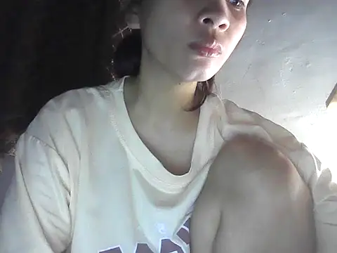 ivyloving4you online show from 10-13-25, 09:37