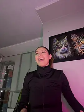 Snapshot of AriaBliss- chatting on 09-24-25, 03:54 AriaBliss- online show from 09-24-25, 03:54