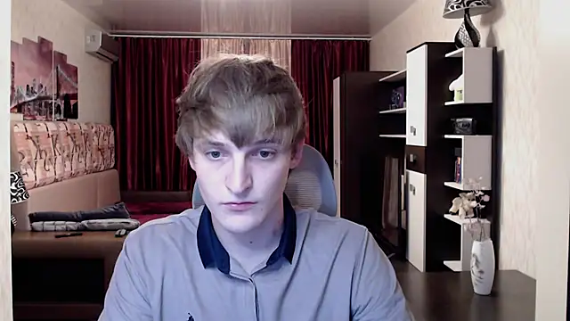 Snapshot of Playersuperstar chatting on 09-17-25, 08:10 Playersuperstar online show from 09-17-25, 08:10