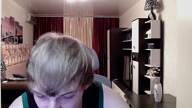 Snapshot of Playersuperstar chatting on 09-19-25, 08:42 Playersuperstar online show from 09-19-25, 08:42