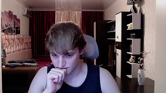 Snapshot of Playersuperstar chatting on 10-08-25, 09:12 Playersuperstar online show from 10-08-25, 09:12