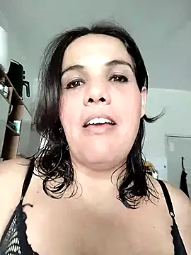 Snapshot of Bellapotencia1985 chatting on 09-12-25, 11:21 Bellapotencia1985 online show from 09-12-25, 11:21