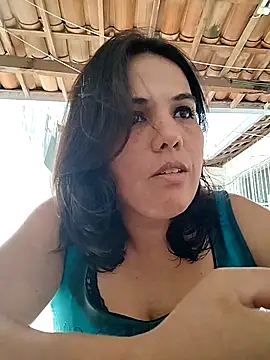 Snapshot of Bellapotencia1985 chatting on 09-23-25, 11:35 Bellapotencia1985 online show from 09-23-25, 11:35