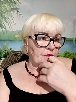 Snapshot of VioletSweet5566 chatting on 05-06-26, 06:13 VioletSweet5566 online show from 05-06-26, 06:13