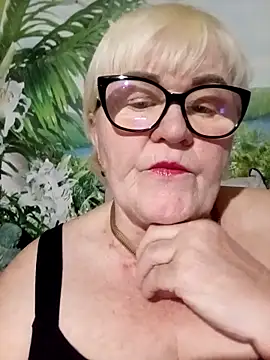 Snapshot of VioletSweet5566 chatting on 05-12-26, 07:22 VioletSweet5566 online show from 05-12-26, 07:22
