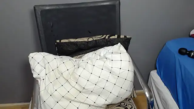 Ozimpho online show from 02-07-26, 10:41