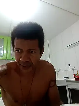 moreno25centimetro online show from 11-19-25, 08:47