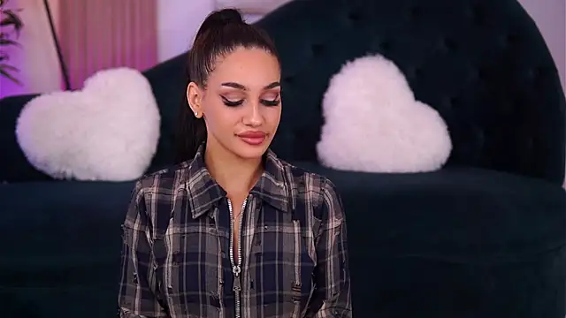 Snapshot of NinaSolenne chatting on 11-22-25, 07:24 NinaSolenne online show from 11-22-25, 07:24