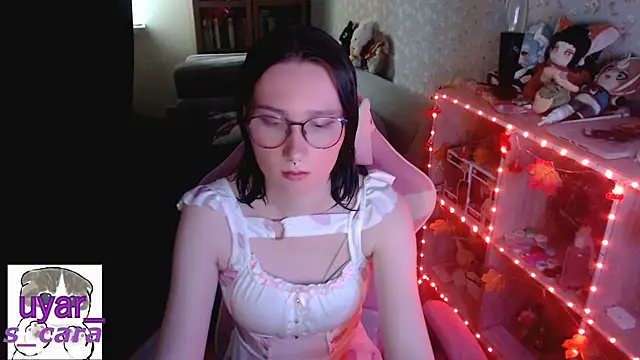 s cara online show from 10-08-25, 02:14