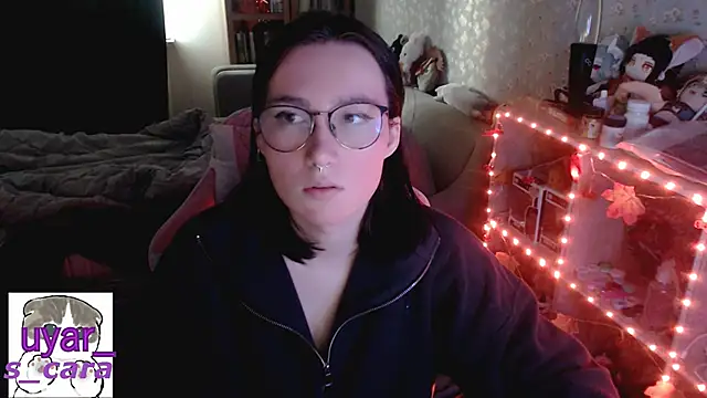 s cara online show from 10-18-25, 06:26