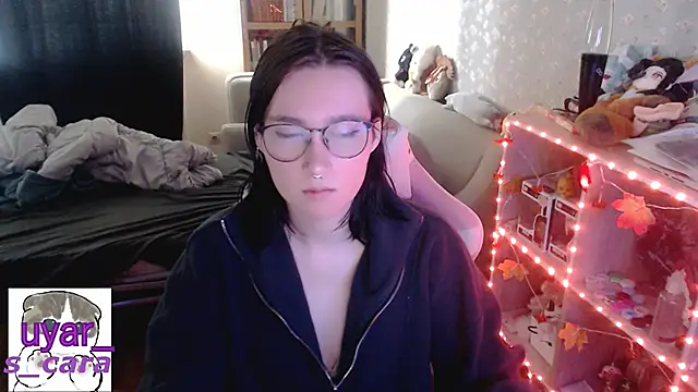 s cara online show from 10-19-25, 11:33