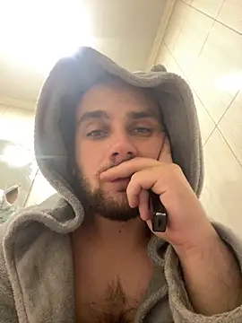 LuckyGirlfriends online show from 11-02-25, 04:42