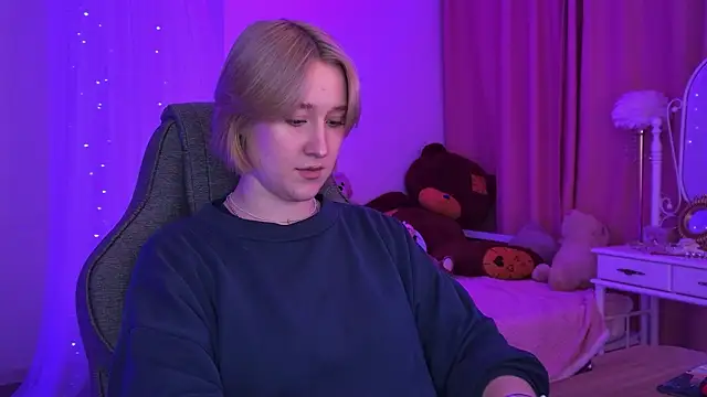 Snapshot of CinBellamy chatting on 02-02-26, 07:51 CinBellamy online show from 02-02-26, 07:51