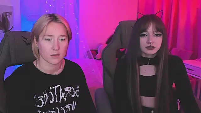 Snapshot of CinBellamy chatting on 03-04-26, 12:11 CinBellamy online show from 03-04-26, 12:11