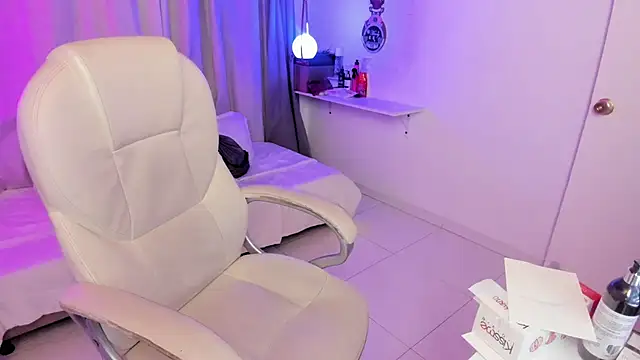 kurito  online show from 11-22-25, 03:16