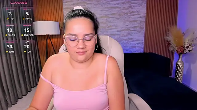 karlie small online show from 07-28-26, 03:24