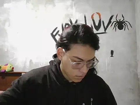 dirty model online show from 03-23-26, 11:14