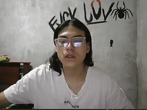 dirty model online show from 03-28-26, 05:40