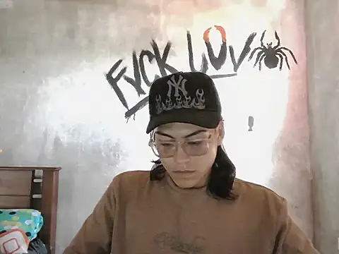 dirty model online show from 03-29-26, 06:19