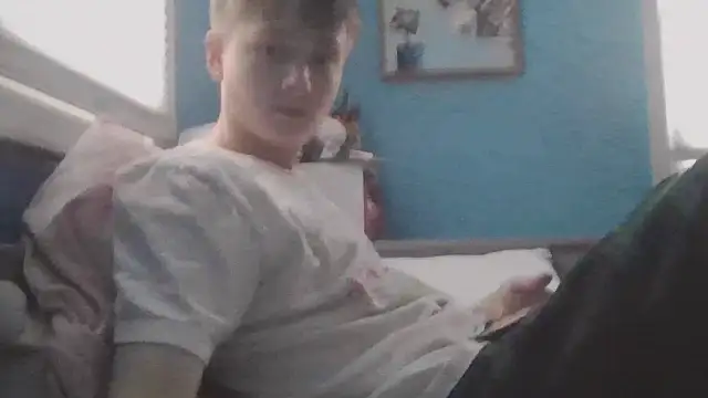 Liam axel35 online show from 12-04-25, 08:28