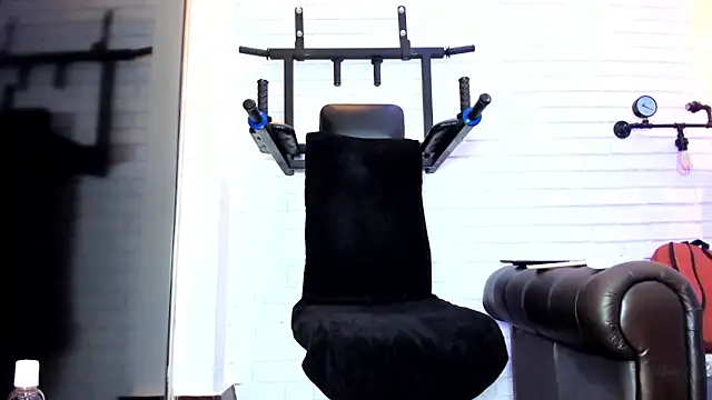 ItaloMoore online show from 03-04-26, 11:16