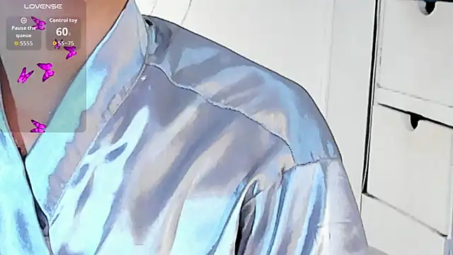 VioletHilton online show from 09-11-25, 06:52