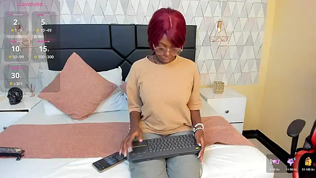 OliviaGarciaa online show from 11-20-25, 07:13