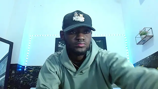 Snapshot of eebony_stallion chatting on 10-02-25, 03:02 eebony stallion online show from 10-02-25, 03:02