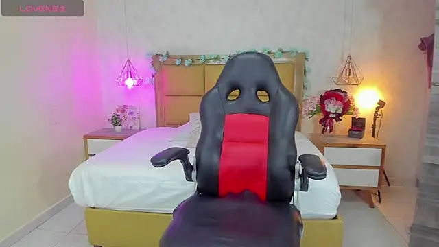 MELISSAROUGE online show from 02-05-26, 07:29