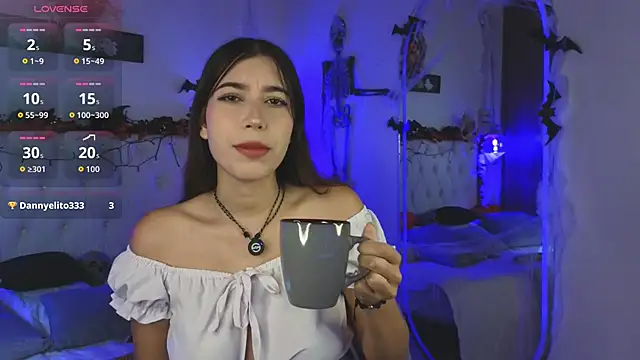 lila min online show from 10-27-25, 01:59