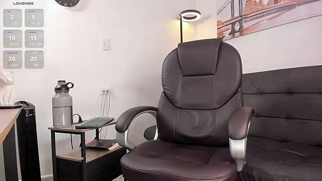 Dash Bukoski online show from 11-15-25, 12:02