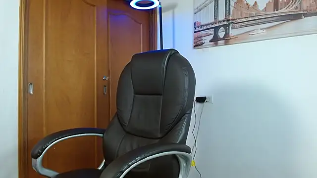 Dash Bukoski online show from 03-04-26, 01:39