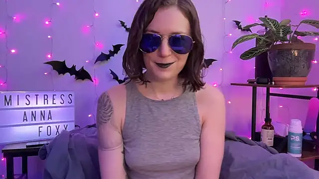 mistressannafoxx online show from 11-04-25, 06:18